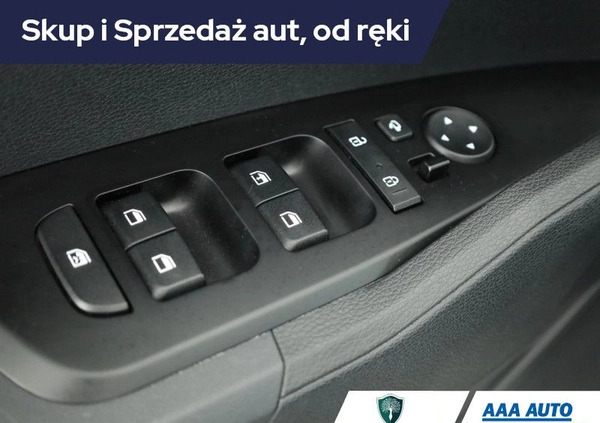 Kia Sportage cena 113001 przebieg: 26641, rok produkcji 2023 z Rabka-Zdrój małe 232
